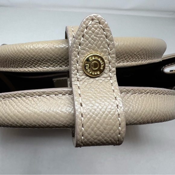 Samantha Thavasa Taupe Tote Bag - Picture 8 of 16